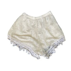 Lace shorts